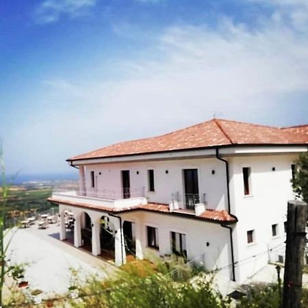 Aquila D'Oro Hotel Ciro Exterior foto
